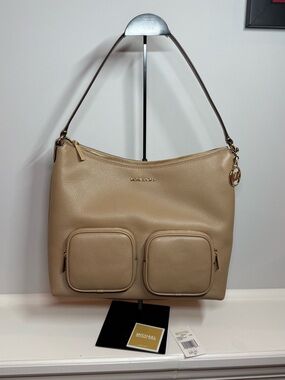Michael Kors Merritt Large Cargo Shoulder Bag
